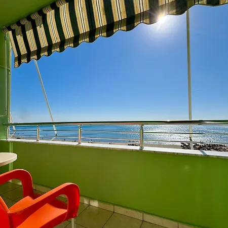 Apartamento Beachfront Shëngjin